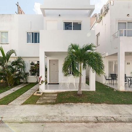 Micro Studio Perfect For Backpackers, Couples, 3 Min Drive To Playa El Nino Κανκούν Εξωτερικό φωτογραφία
